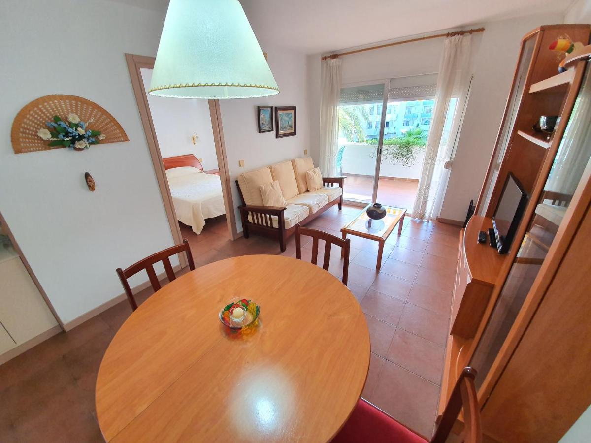 Apartamento Royal Marine Deluxe Roses Exterior photo